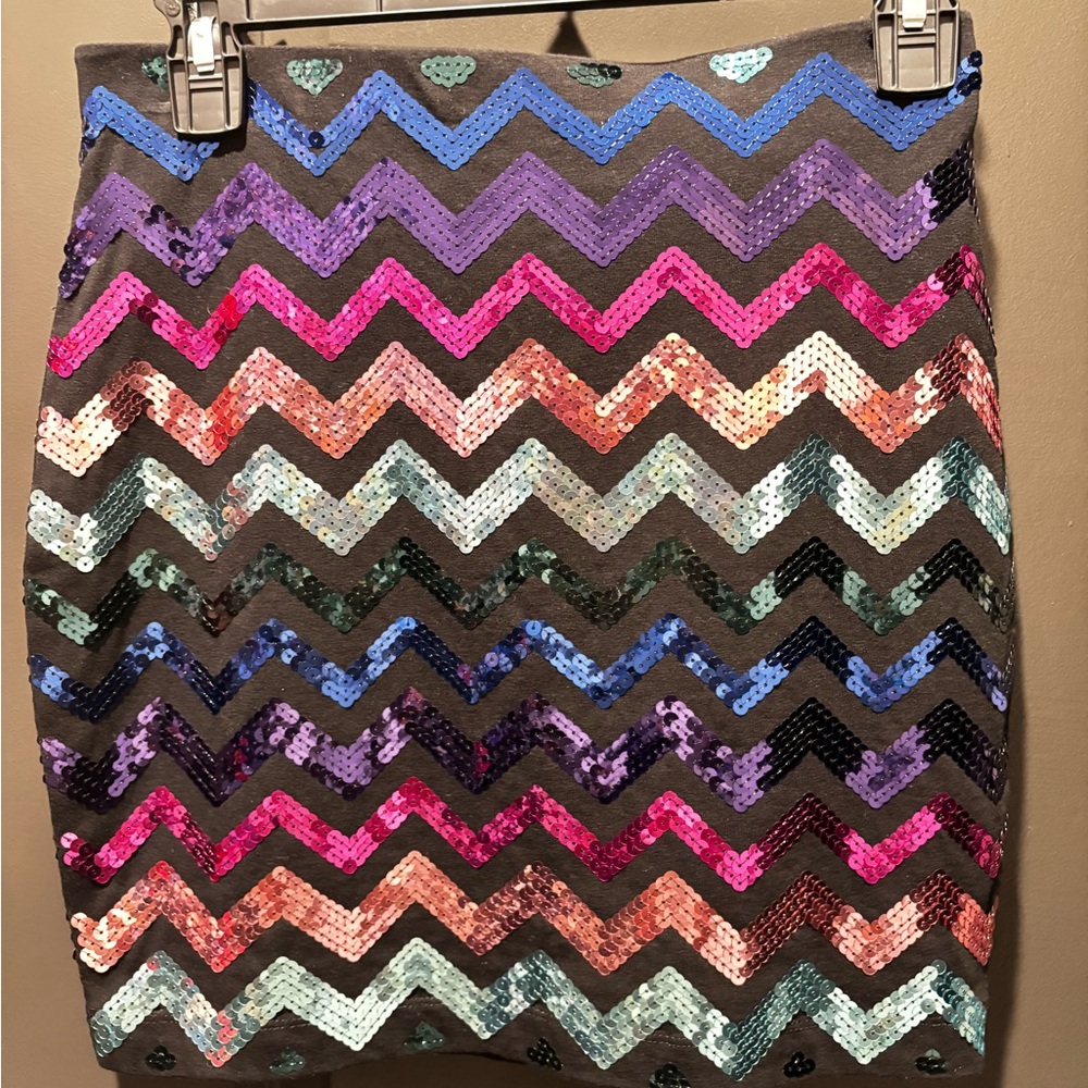 Multicolor Gently loved Sequin Skirt - perfect for night out!